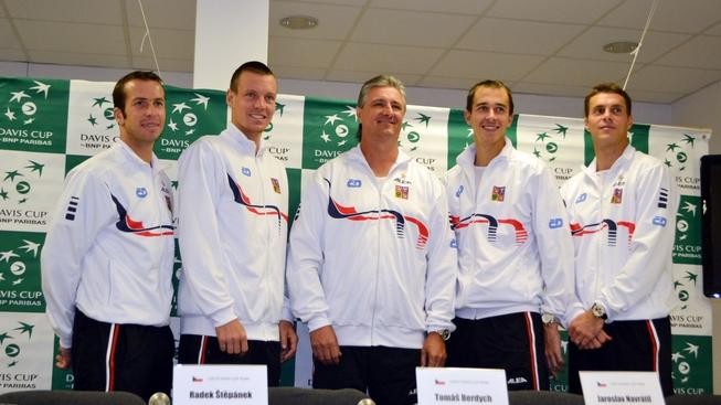 Tenisté začali přípravu na Davis Cup v záři slavných trofejí