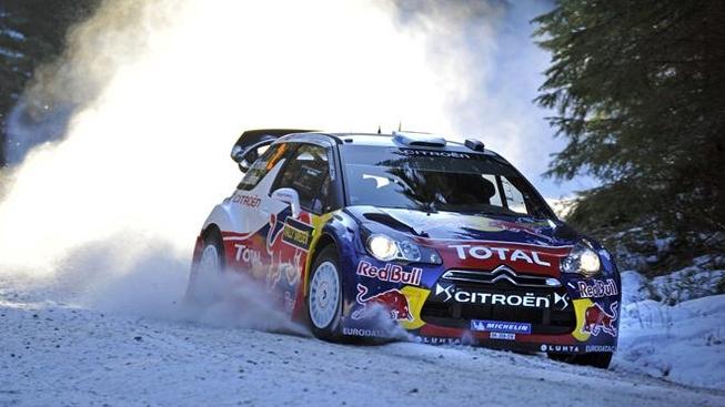 Švédskou rallye vede Latvala, Prokop je devátý