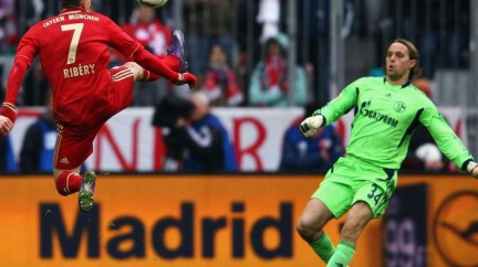 Ribéry protrhl střelecké trápení Bayernu, vyhrál i Dortmund