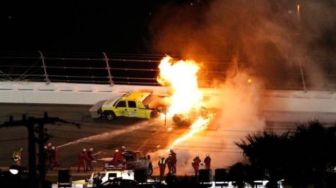 Montoya při závodě Nascar přežil těžkou nehodu s vysoušečem trati