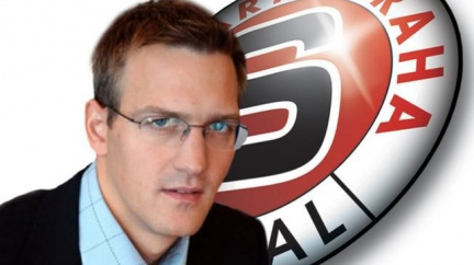 FAČR prý záměrně mlží a tají důkazy v kauze Křetínského tašky