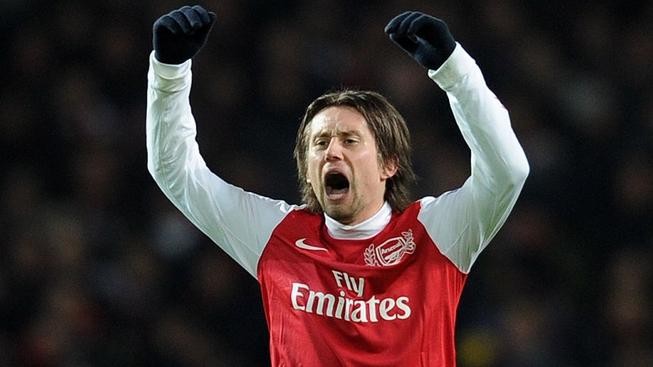 Rosický podepsal s Arsenalem novou smlouvu