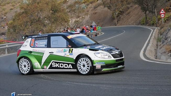 Kopecký vyhrál na Kanárských ostrovech, pomohly mu problémy lídra