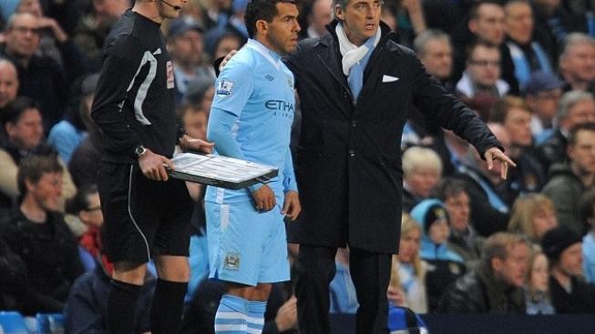 Tévez urovnal vztahy v Manchesteru City a chce zůstat dlouho 