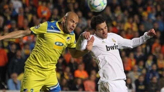 Souboje s Realem Madrid bolí. Hráč APOELU přišel o tři zuby