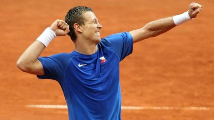 Berdych posunul tenisty do semifinále Davis Cupu