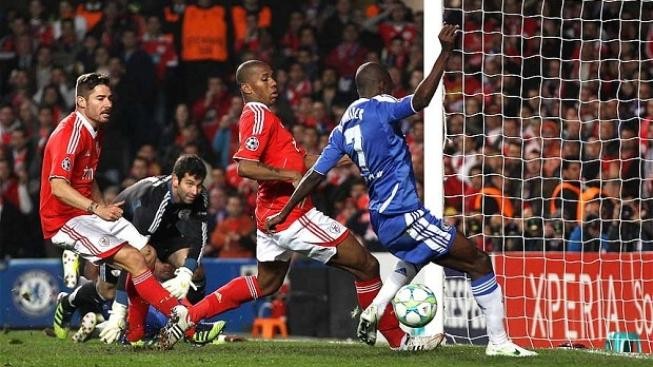 UEFA nenechá hrát finále LM šestici vykartovaných hráčů