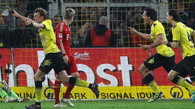Dortmund ve šlágru přečkal penaltu a porazil Bayern Mnichov 1:0 