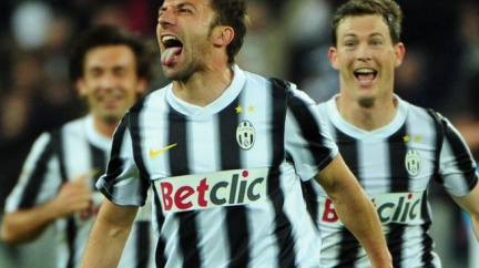 Lišák Del Piero zahrál precizně přímý kop a Juventus překonal Lazio