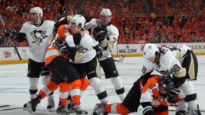 Pittsburgh deseti góly odvrátil první mečbol Philadelphie