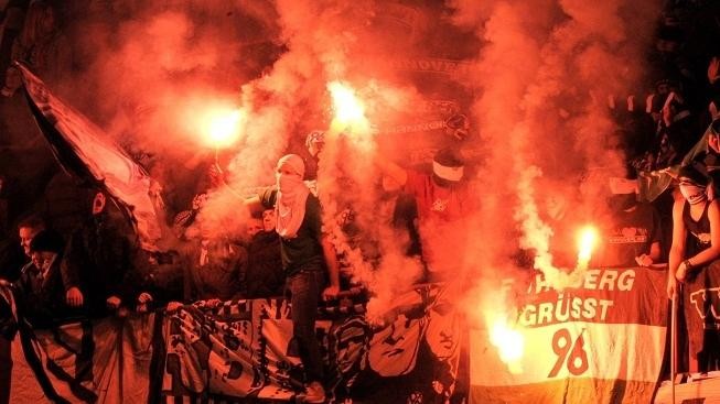 Ukrajinští hooligans prý před Eurem cvičí boj a výtržnosti