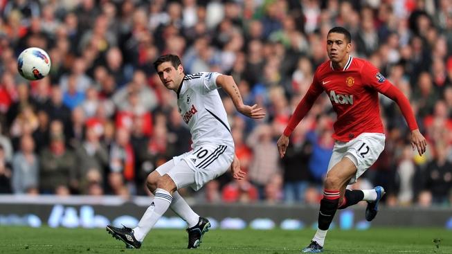 Smalling z Manchesteru United má natržené tříslo a přijde o ME