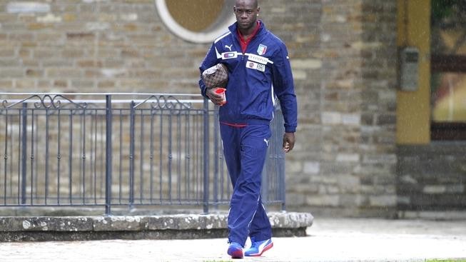 Balotelli: Pokud mě na Euru bude někdo rasisticky urážet, okamžitě jedu domů