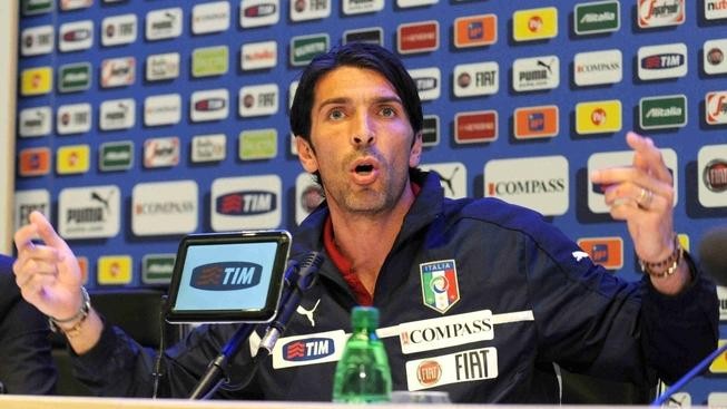 Do sázkařské aféry mě netahejte, soptil gólman Buffon