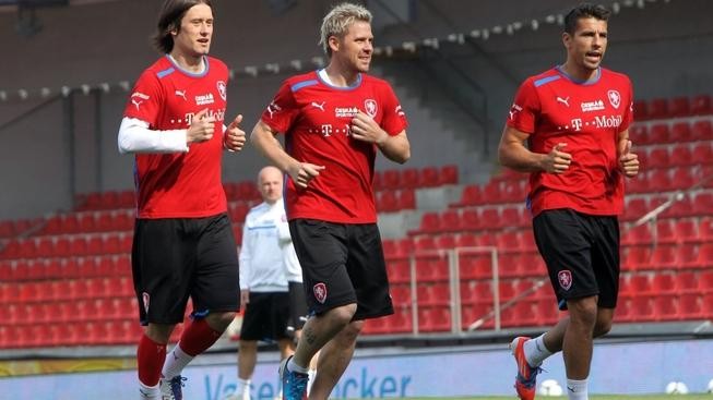 Baroš nedokončil trénink kvůli problémům se svalem 