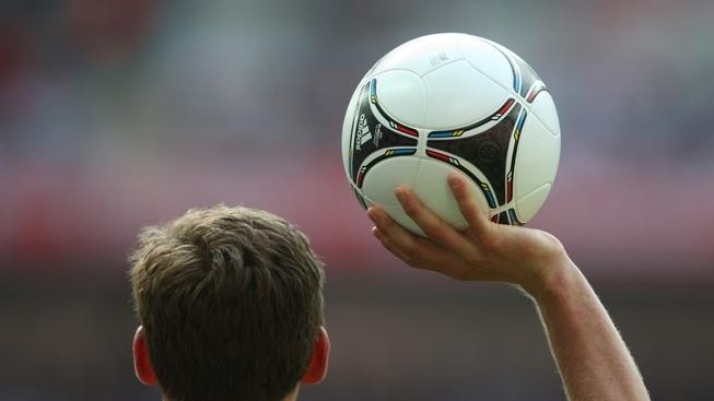 Na Euru se bude hrát s novým míčem Tango 12. Seznamte se s ním!