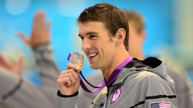Phelps se loučí s kariérou 18. zlatem
