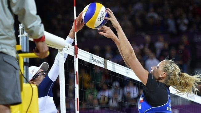 Beachvolejbalistky medaili nepřivezou. Kolocová se Slukovou prohrály 0:2