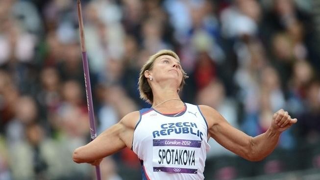 Rychlostní kanoisté myslí na medaile, Špotáková obhajuje zlato