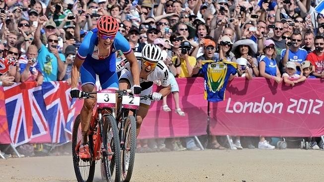 Zlatý závěr her! Biker Kulhavý vyjel první cyklistické zlato!