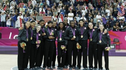 Američanky popáté za sebou ovládly OH. Francii nedaly šanci