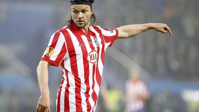Půl roku bez fotbalu: Ujfaluši si přetrhl vaz v koleně