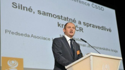 Ve sněmovně chyběl při hlasování nejčastěji hejtman Hašek z ČSSD