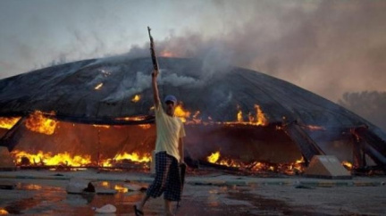 Kaddáfího věrní se stále nevzdali, rebelové dobyli Baní Valíd