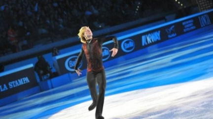 Krasobruslař Pljuščenko si při tréninku zlomil ruku 