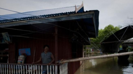 Bangkok se třese hrůzou, očekává 50letou povodeň