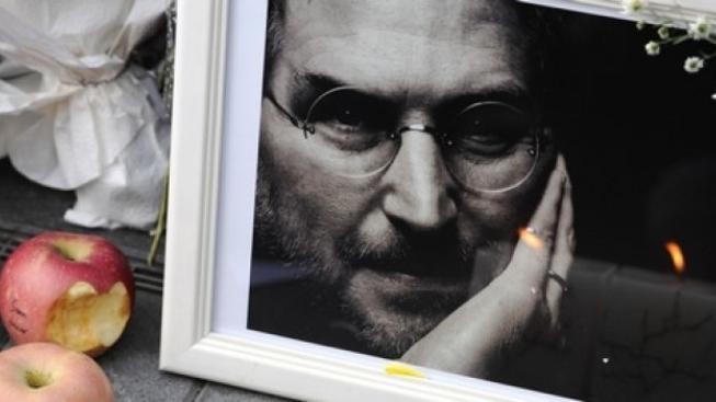 Na Jobsovu smrt reagovali politici, odborníci i obyčejní lidé