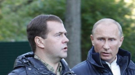 Kremelská rošáda žádá změnu image: nastupuje Putin, verze 2.0