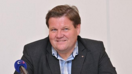 Vytočený Škromach: Profesoři budou zase zametat, jako před rokem 89