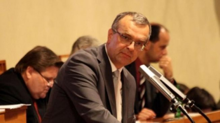 Kalousek se omluvil europoslancům za nadávání  do idiotů 