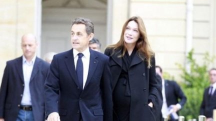 Elysejský palác v očekávání! První dáma Francie porodí Váhu 