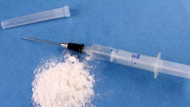 Strážníci Prahy 1 posílají narkomany fetovat před Hlavní nádraží    