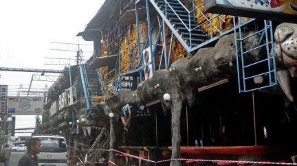 Požár v thajském nočním klubu se stal osudným pro 4 turisty. Češi bez zranění