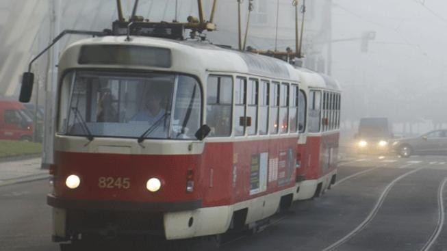 Střelba v tramvaji 22 je u soudu, údajný pachatel tvrdí, že je nevinný