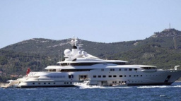 Na palubu! Symbol statusu mezi miliardáři? Obří jachty