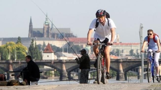 Prahu čekají dva víkendy bez aut 