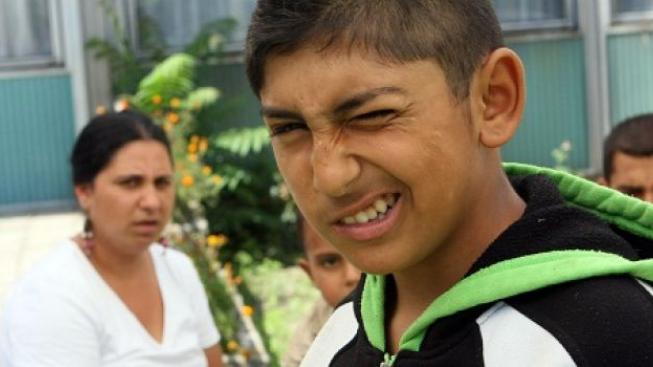 Desetiletý Rom postrachem obyvatel. Návrh: Takové rodiče zavírat