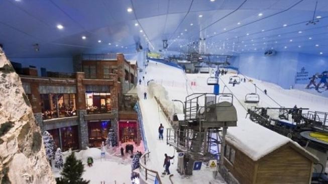 Dopoledne pláž, odpoledne lyžovačka - pouze v Dubaji