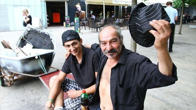 Výjimečný zážitek: Nechte se provést po Praze bezdomovci