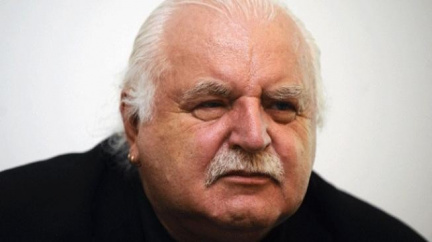 Trutnovské Uffo nabízí výstavu děl Milana Knížáka a jeho studentů  