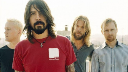 Legendární Foo Fighters vystoupí po 18 letech v Praze!