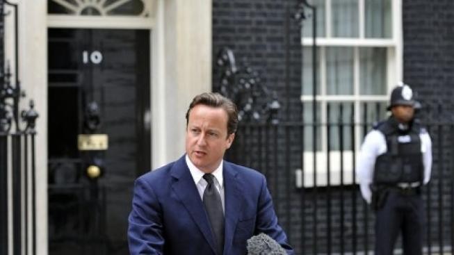 Bývalý Cameronův mluvčí prý věděl o ilegálních odposleších