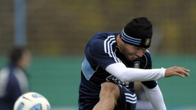 Tévez: Do Manchesteru se už nevrátím ani na dovolenou. Teď trénuje s City