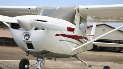 Stařenka narušila vzdušný prostor při oslavě Obamových narozenin