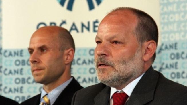 Pravicový Havlík: Jen škrty a zvyšování daní. To ulice nepřijme