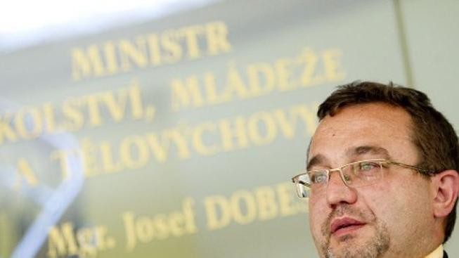ČSSD: Ministerstvo školství čerpá z fondů EU trestuhodně málo